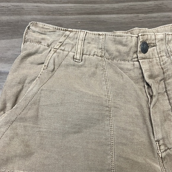 FREE PEOPLE HIGH RISE GREEN MILITARY SYLE CUT OFF SHORTS 8 - Picture 5 of 16